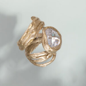 Anillo Hilos de bronce con cristal transparente